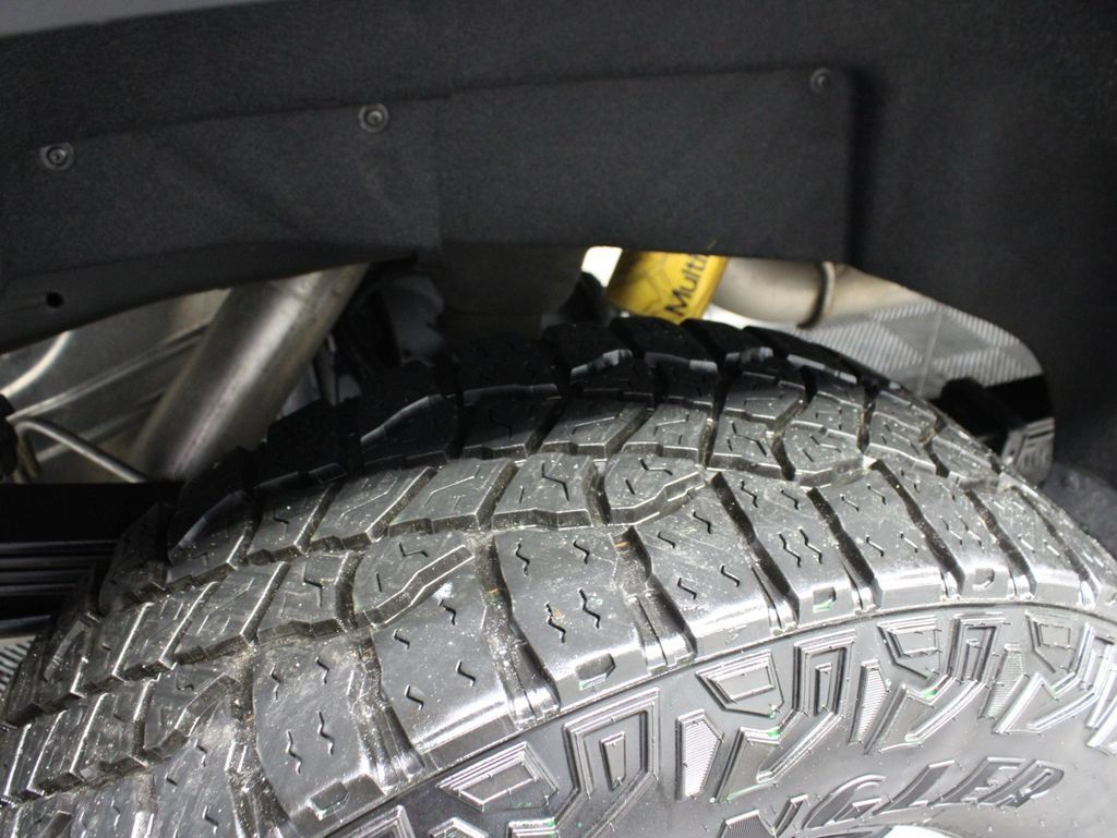 Used 2024 GMC Sierra 2500 AT4X AWD/4WD image 46