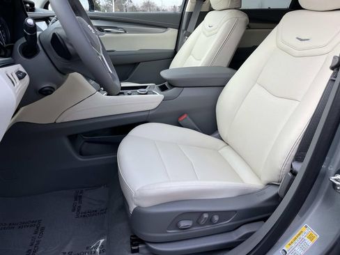 New 2026 Cadillac XT5 Premium Luxury w/ Driver Assist Package FWD image 21