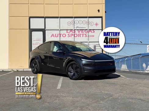 Used 2026 Tesla Model Y Long Range image 1