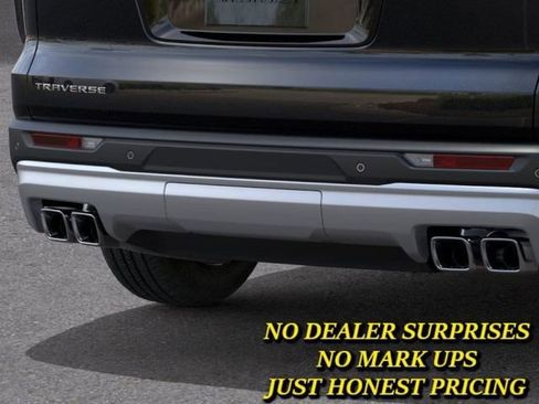 New 2026 Chevrolet Traverse LT image 14