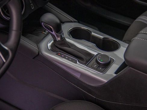 New 2025 Chevrolet Blazer LT w/ Convenience Package FWD image 26