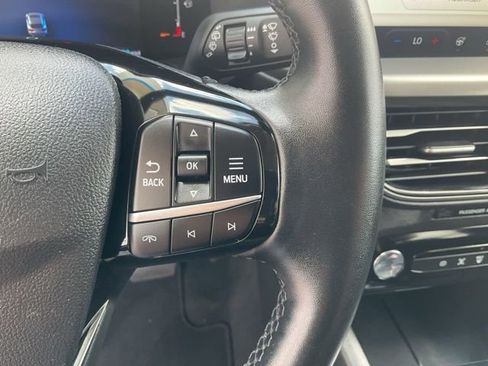 Used 2024 Ford Escape SE FWD image 12