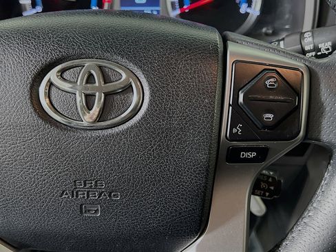 Used 2018 Toyota 4Runner SR5 image 20