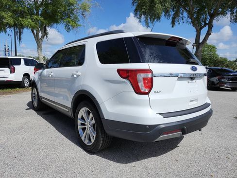 Used 2019 Ford Explorer XLT w/ Equipment Group 202A FWD image 5