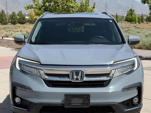 Used 2022 Honda Pilot Touring image 2