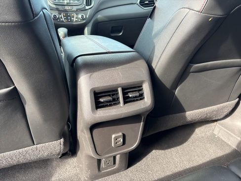 Used 2023 Chevrolet Equinox RS w/ RS Leather Package AWD/4WD image 18