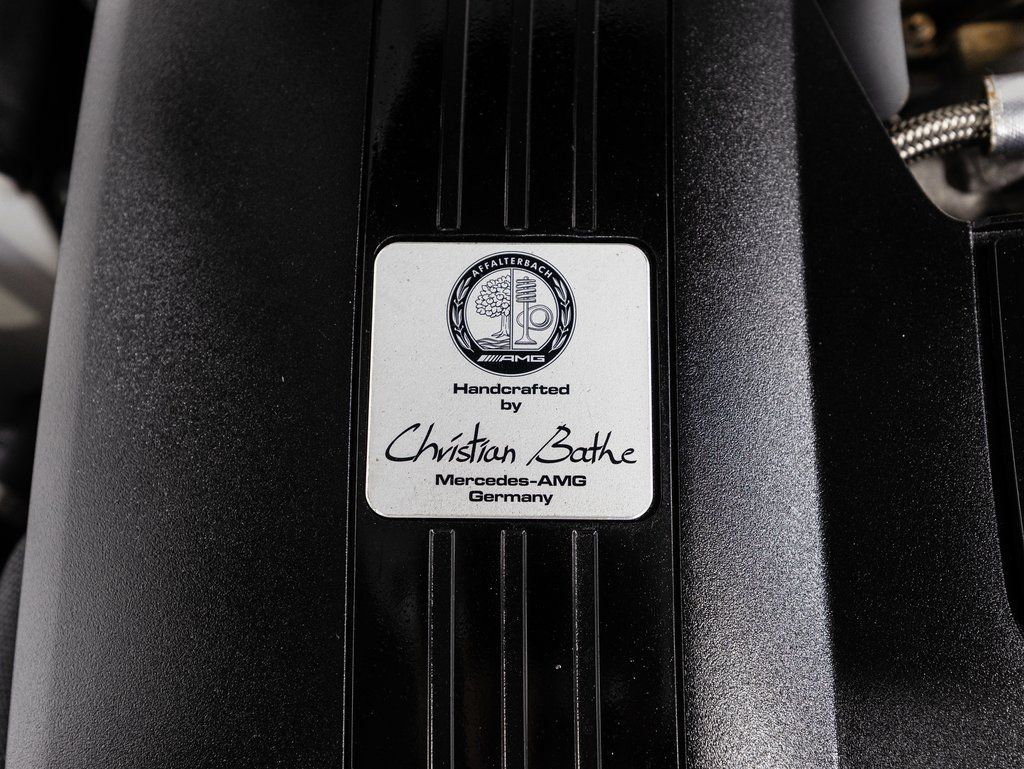 Used 2022 Mercedes-Benz SL 55 AMG 4MATIC w/ Driver Assistance Package image 39