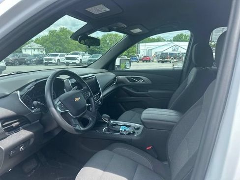 Used 2023 Chevrolet Traverse LT w/ LPO, Floor Liner Package AWD/4WD image 5