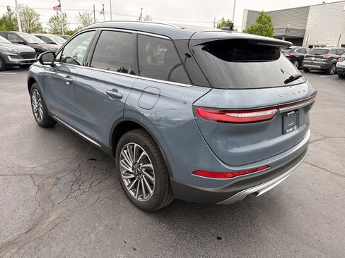 Used 2023 Lincoln Corsair Reserve w/ Equipment Group 201A AWD/4WD image 5