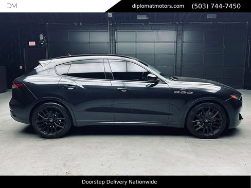 Used 2022 Maserati Levante GT image 8