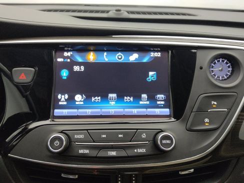 Used 2020 Buick Envision Essence AWD/4WD image 25