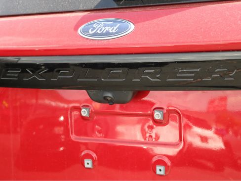 Used 2020 Ford Explorer ST w/ ST Street Pack AWD/4WD image 10