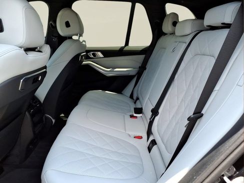 Used 2024 BMW X5 sDrive40i w/ Parking Assistance Package RWD image 21
