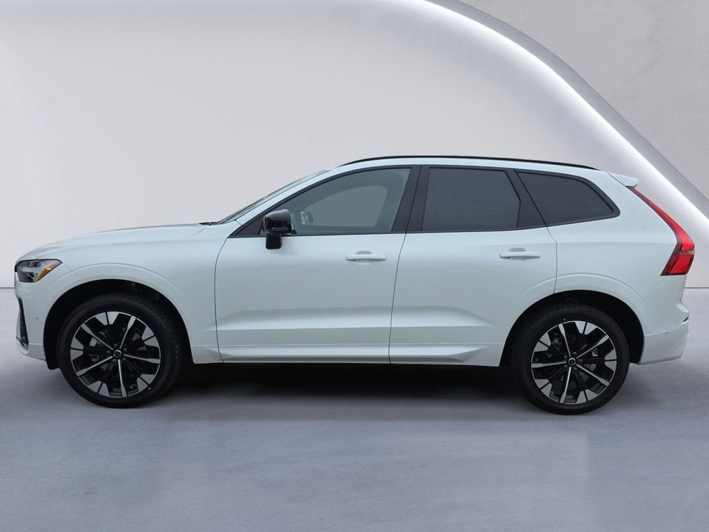New 2026 Volvo XC60 B5 Plus w/ Protection Package Premier AWD/4WD image 6