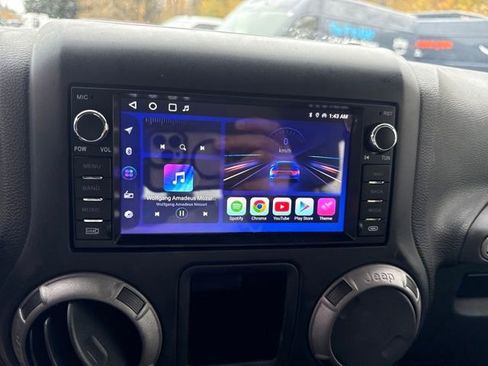 Used 2015 Jeep Wrangler Sport image 10