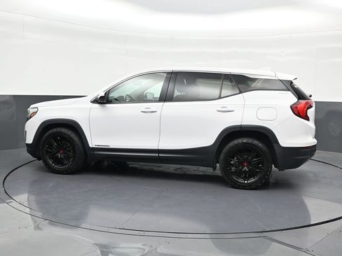 Used 2020 GMC Terrain SLE FWD image 2