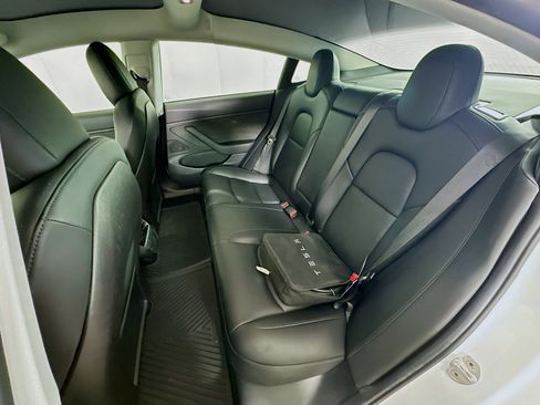 Used 2019 Tesla Model 3 Long Range image 26