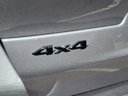 Used 2024 Jeep Grand Cherokee L Altitude image 24