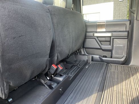 Used 2022 Ford F250 Lariat w/ Tremor Off-Road Package image 30