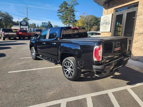 Used 2017 GMC Canyon Denali image 4