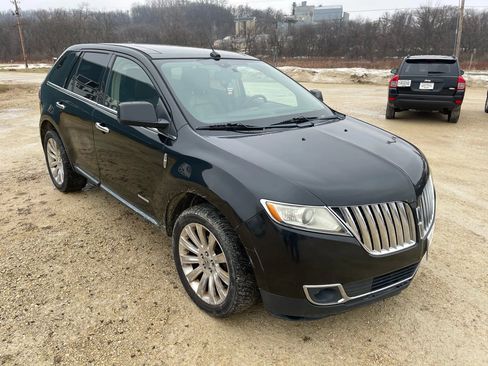 Used 2011 Lincoln MKX AWD w/ Sight & Sound Pkg image 6