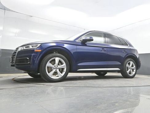 Used 2020 Audi Q5 Prestige w/ Prestige Package AWD/4WD image 41