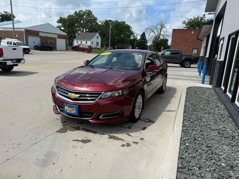 Used 2017 Chevrolet Impala LT w/ Leather Package FWD image 3