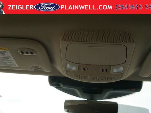 Used 2022 Lincoln Nautilus AWD w/ Premium Package image 33