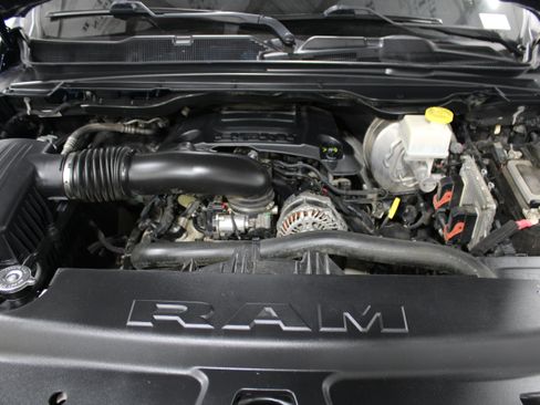 Used 2022 RAM 1500 Big Horn AWD/4WD image 36
