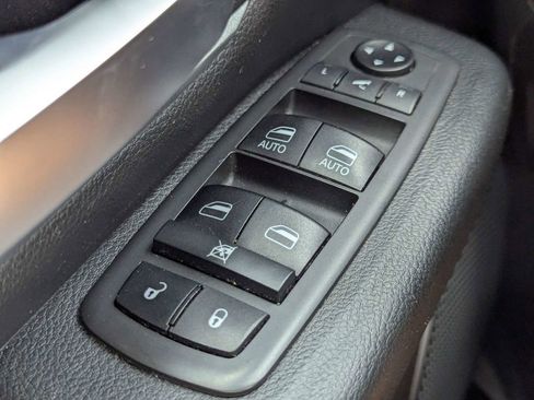 Used 2021 RAM 1500 Big Horn RWD image 27