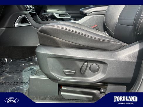 Used 2024 Ford Ranger Lariat w/ FX4 Off-Road Package AWD/4WD image 14