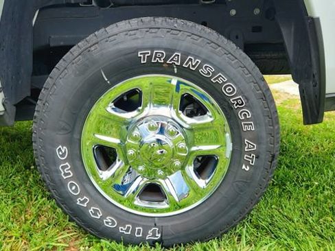 Used 2024 RAM 2500 Tradesman w/ Chrome Appearance Group AWD/4WD image 29