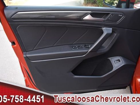 Used 2019 Volkswagen Tiguan SEL Premium AWD/4WD image 20