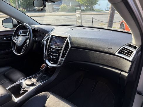 Used 2016 Cadillac SRX Luxury w/ Driver Awareness Package AWD/4WD image 19