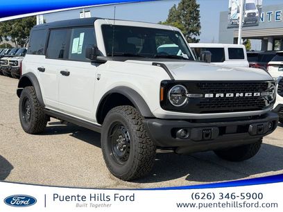 New 2026 Ford Bronco Outer Banks w/ Sasquatch Package