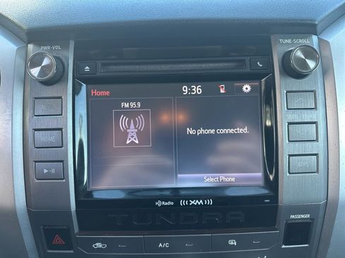 Used 2014 Toyota Tundra SR5 image 23