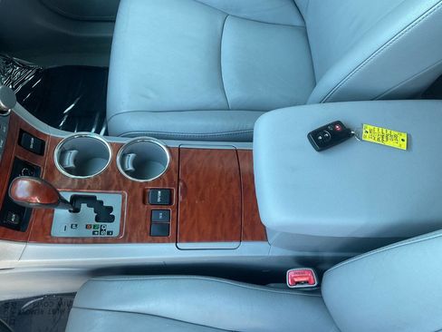 Used 2010 Toyota Highlander Limited image 23