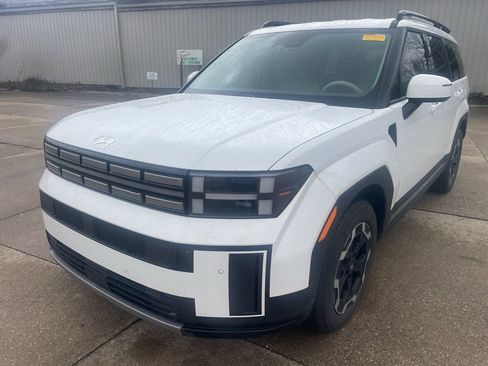 Used 2024 Hyundai Santa Fe SEL image 9