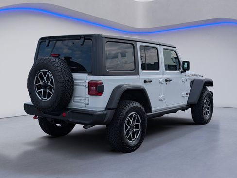Used 2026 Jeep Wrangler Unlimited Rubicon AWD/4WD image 9