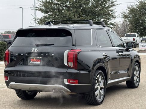 Used 2022 Hyundai Palisade SEL w/ 8P Bench Seat Package image 4
