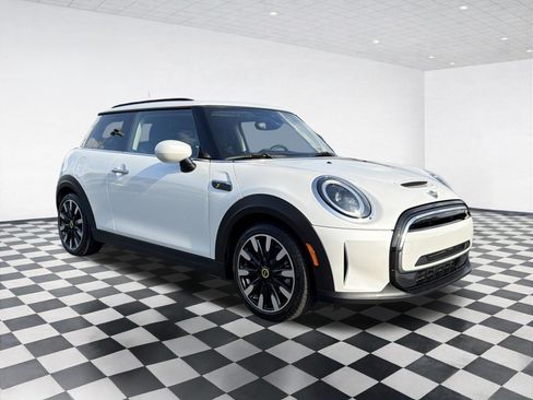 Used 2024 MINI Cooper SE FWD image 8