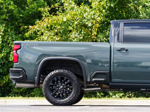 Used 2026 Chevrolet Silverado 2500 LTZ w/ LTZ Plus Package AWD/4WD image 6