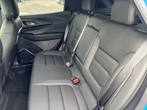 Used 2025 Chevrolet TrailBlazer ACTIV w/ Convenience Package image 17