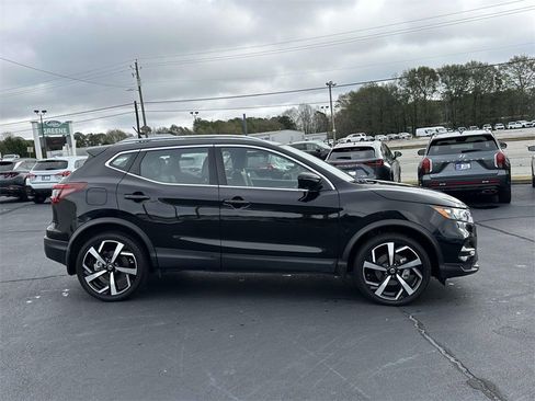 Used 2022 Nissan Rogue Sport SL image 26