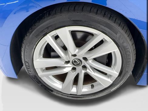 Used 2024 Lexus IS 300 w/ Comfort Package RWD image 13