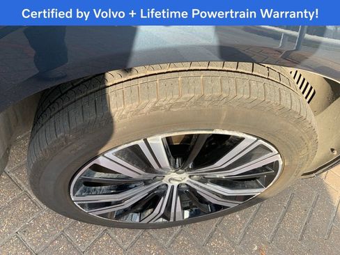 Used 2023 Volvo XC60 B5 Plus w/ Climate Package image 14