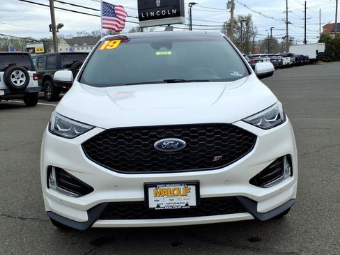 Used 2019 Ford Edge ST w/ Equipment Group 401A image 2