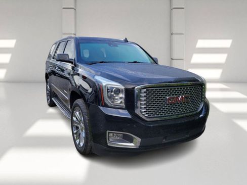 Used 2016 GMC Yukon Denali w/ Open Road Package image 2