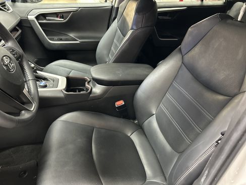Used 2023 Toyota RAV4 Limited AWD/4WD image 6