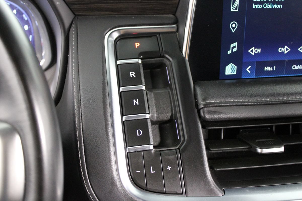 Used 2023 Chevrolet Suburban LT AWD/4WD image 16